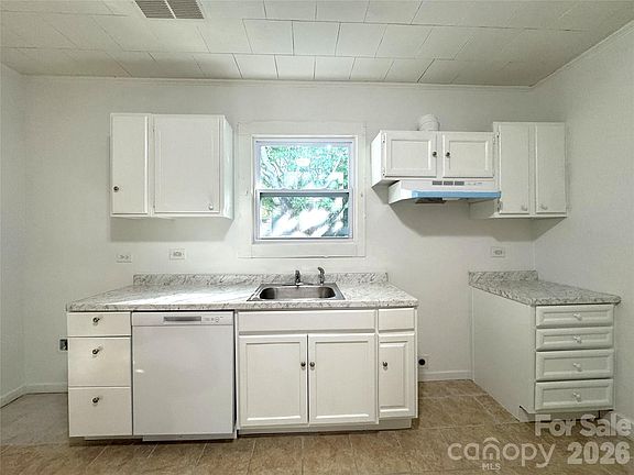 4th image of 43 4th St #166