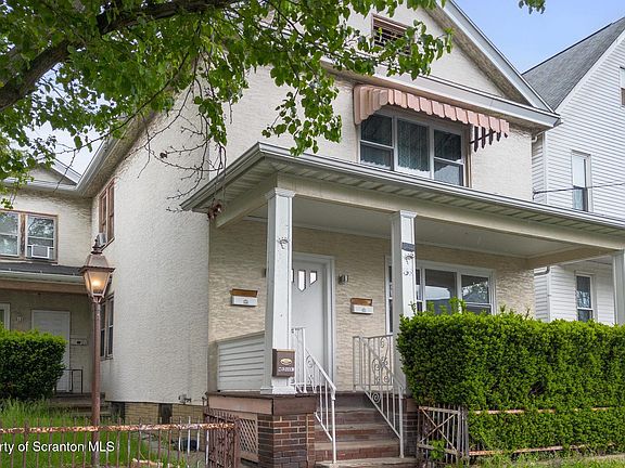 3rd image of 433 Willow St
