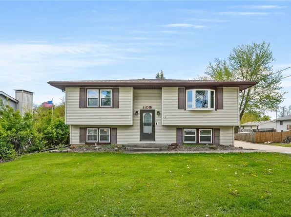 110 W Laura Ln, Knoxville, IA 50138
