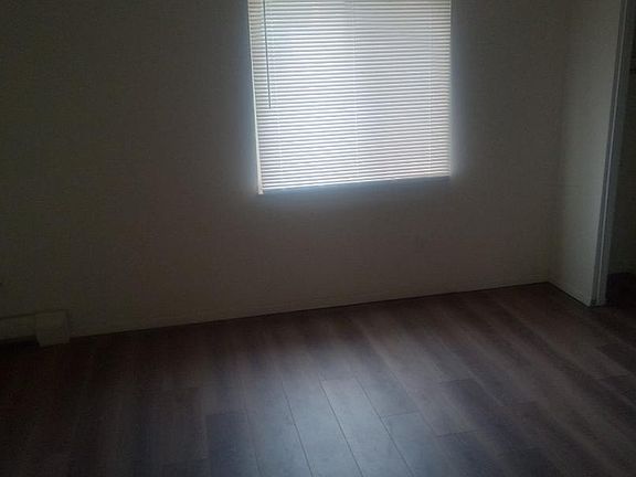 2nd image of 2901 Harrison Ave #11