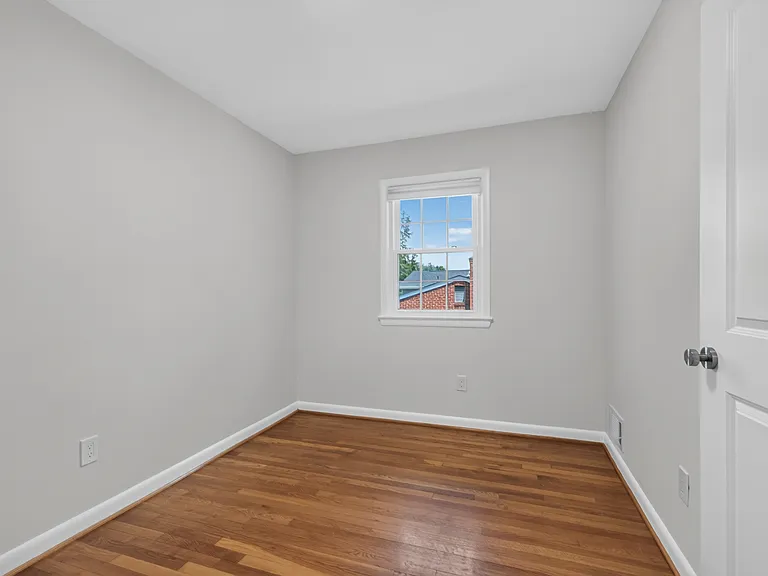 6824 Felix St — Photo 8
