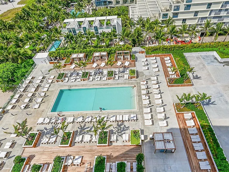 2301 Collins Ave #1525 — Photo 47