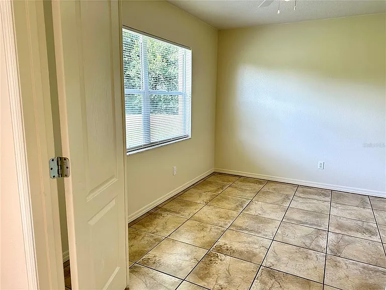 4416 Redcoat Dr — Photo 14