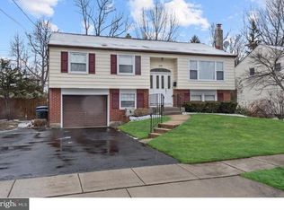 339 Lincoln Ave, Edgewater Park, NJ 08010