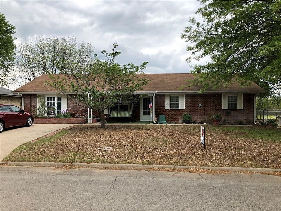 1st image of 1168 Eastwood Dr