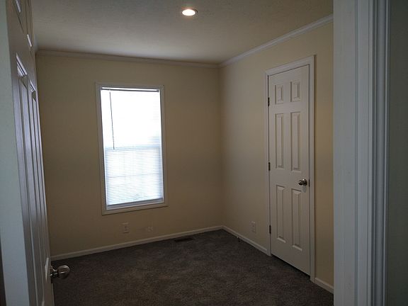 3rd image of 168 Monroe Dr #168