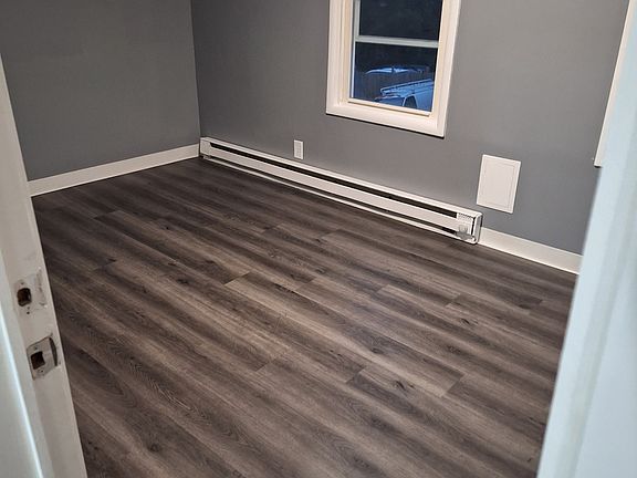 4th image of 197 Tremont St #2