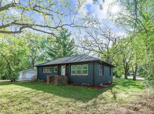 2044 Prosperity Rd, Saint Paul, MN 55109