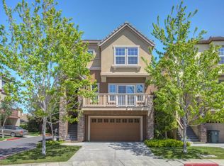 136 Maple Ln, East Palo Alto, CA 94303