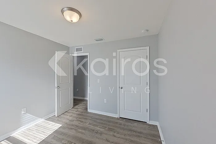 305 NE 23rd Terrace Cpe — Photo 10
