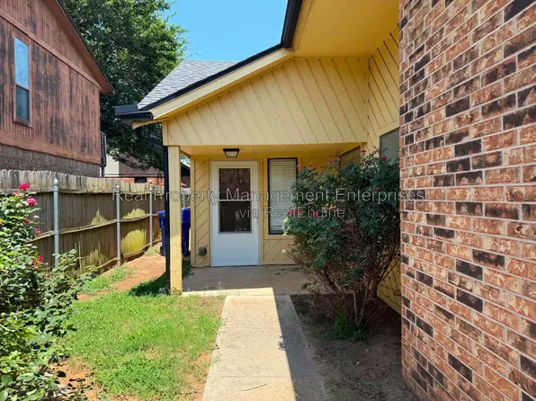 4105 Heritage Place Dr, Norman, OK 73072