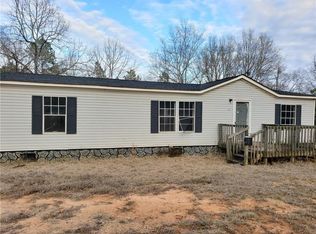 41 McGill Cir, Iva, SC 29655
