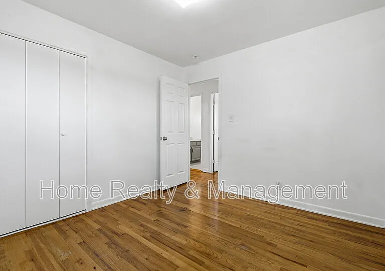10712 Loren Ln — Photo 23