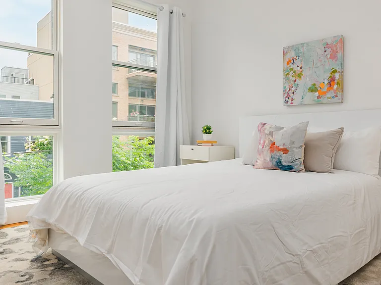 197 Freeman St #2D — Photo 7