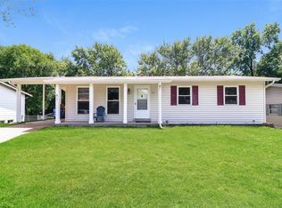 871 Marrisa Dr, Florissant, MO