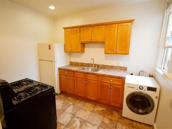 136 Sherman Avenue image 1 of 9