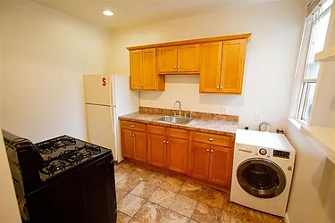 136 Sherman Avenue, #2