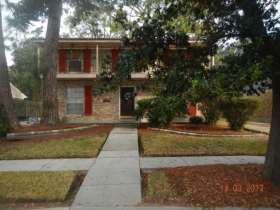 1st image of 5828 Macarthur Blvd