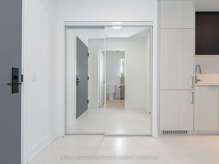 308 Jarvis St #1304 — Photo 3