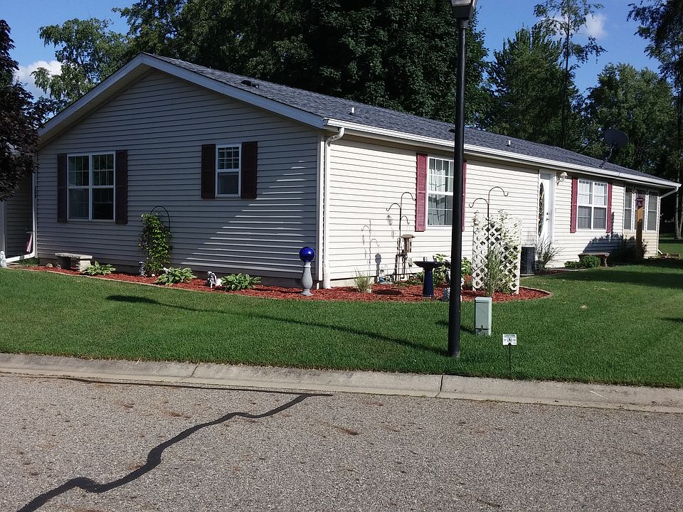 1st image of 209 Deep Lake Dr