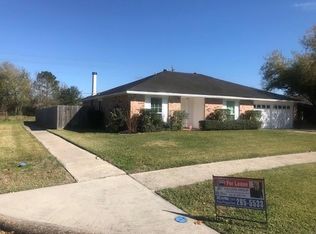 2603 Heritage Colony Dr, Webster, TX 77598