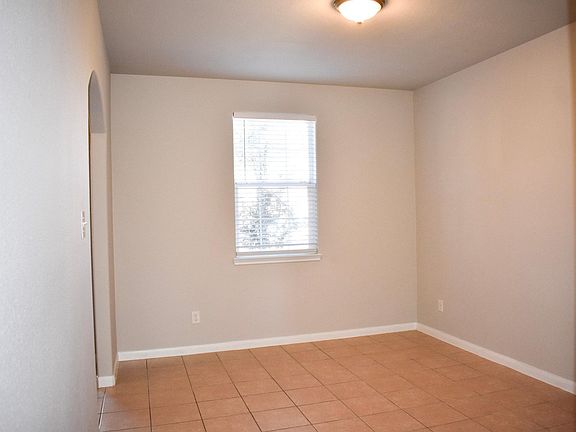 4th image of 2127 Mandarin Way