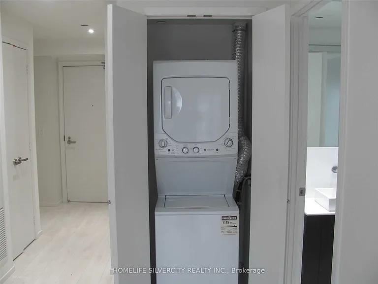 159 Dundas St E #2602 — Photo 11