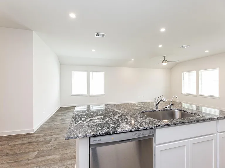 1711 Portorosso Dr — Photo 19