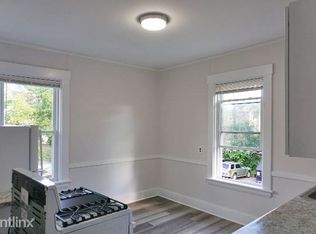 25 Maple St, Waltham, MA 02453