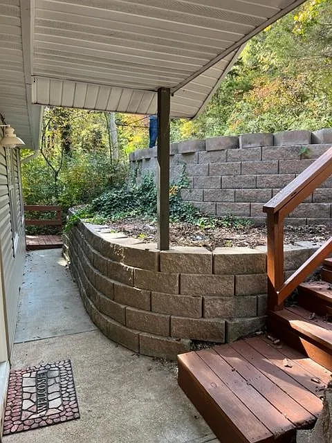 509 Taneycomo Hill Dr — Photo 3