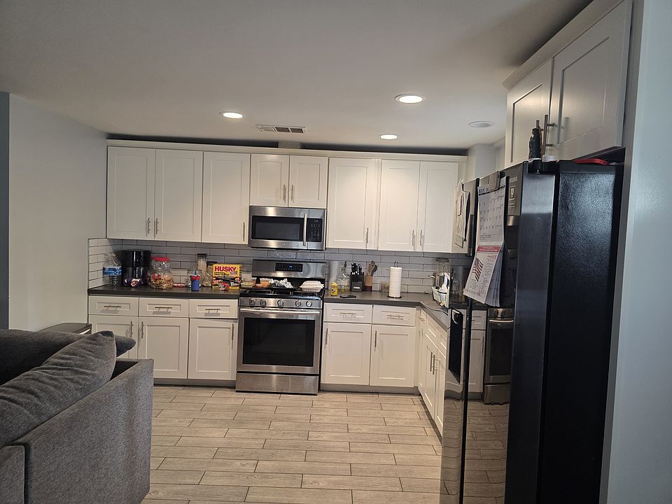 1st image of 12797 Woodcock Ave