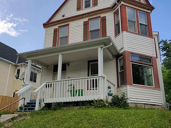 4th image of 295 Stinson St #1