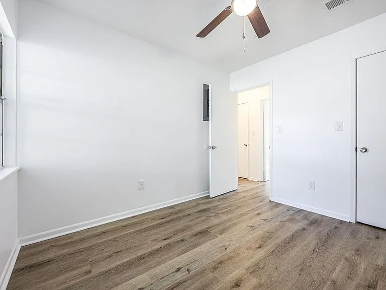 1013 Holton Ave #2 — Photo 14
