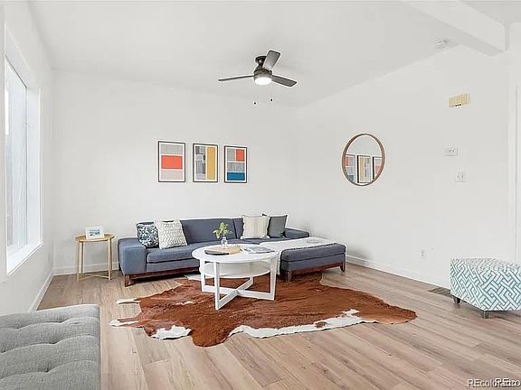 2nd image of 22 E Exposition Avenue