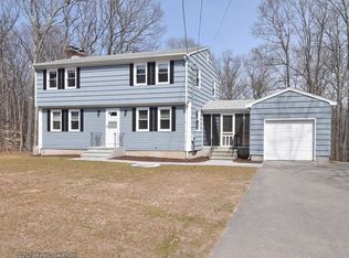 73 Fales Rd, North Attleboro, MA 02760