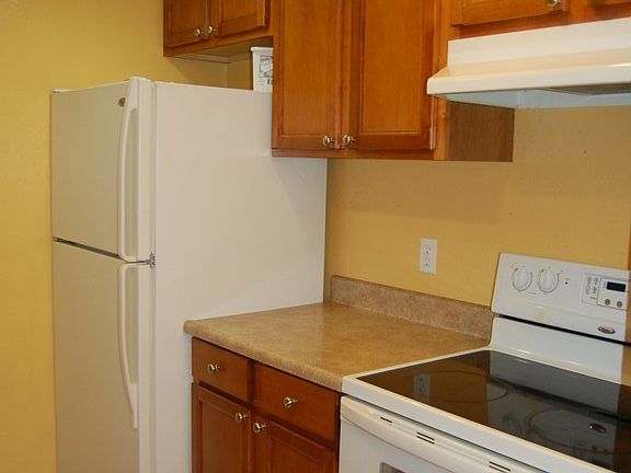 4th image of 14010 Juanita Dr NE APT B6