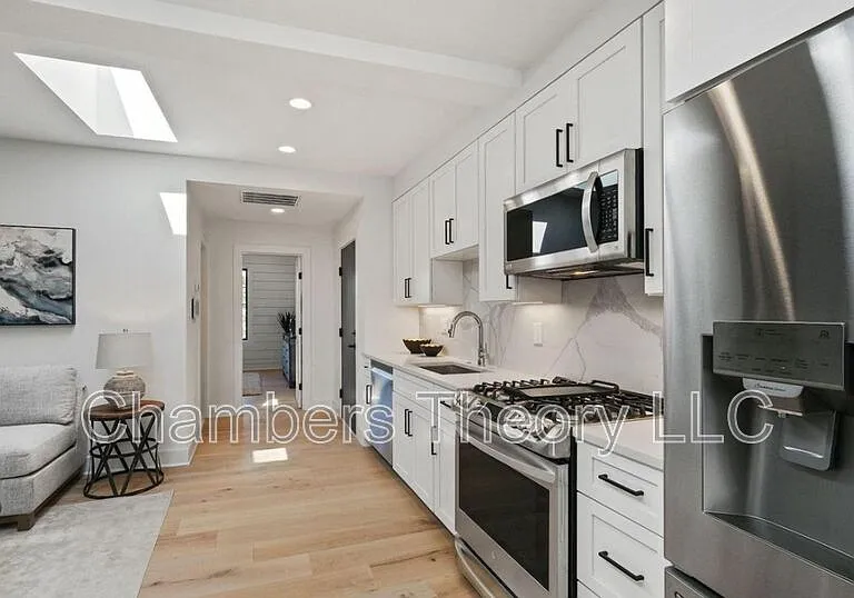 1635 Holbrook St NE #4 — Photo 9