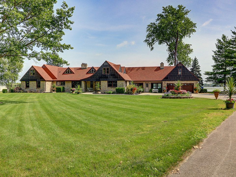 1st image of 701 Hill Dr