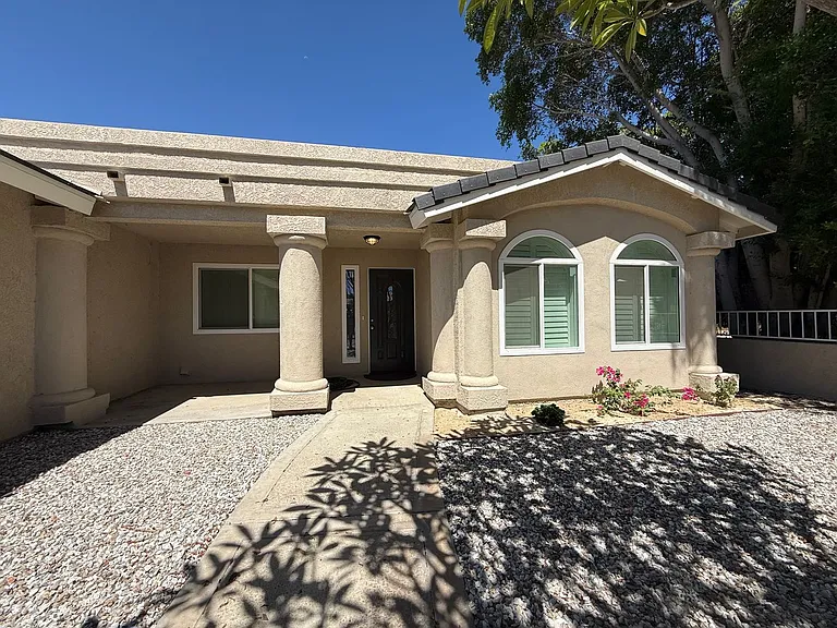 46301 Roadrunner Ln — Photo 32