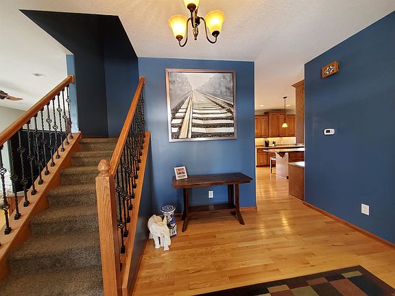 2nd image of 2600 Heritage Dr NW