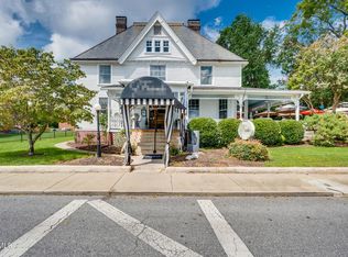412 6th St, Bristol, TN 37620