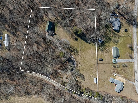 3rd image of 3420 Clear Creek Rd