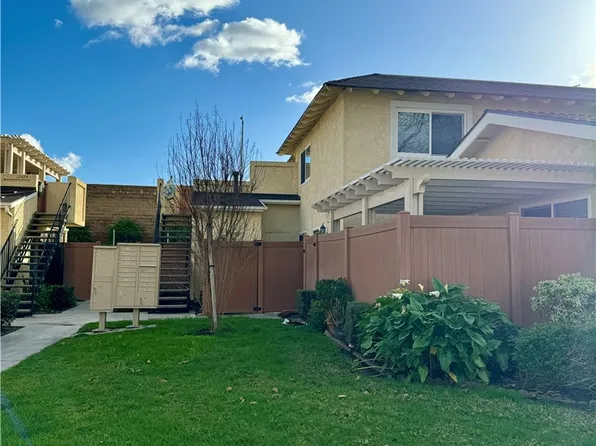 12422 Rancho Vista Dr, Cerritos, CA 90703