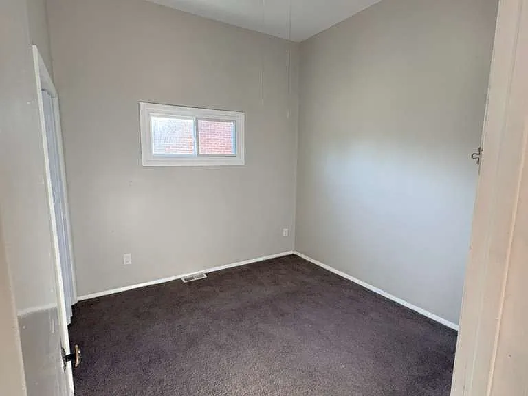 4461 Groveland Rd — Photo 9