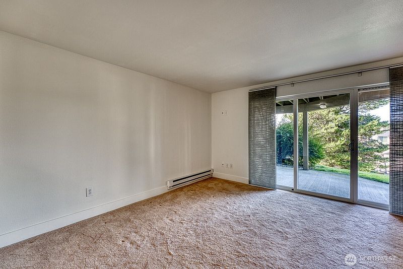 3rd image of 3008 N Narrows Drive #F103