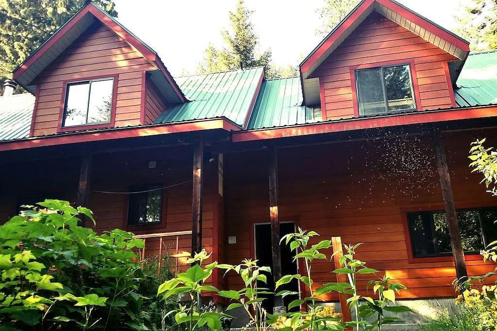 2481 Bottle Bay Rd — Photo 4