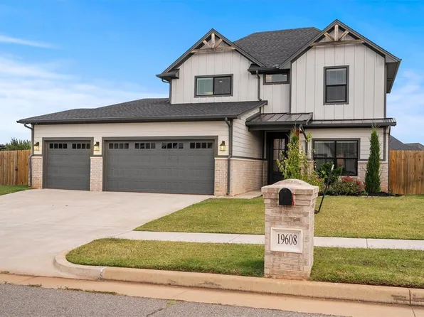 19608 Dalemead Way, Edmond, OK 73012