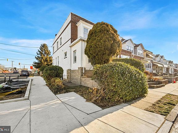 2nd image of 2601 S Bialy St