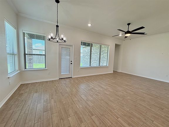 7th image of this home