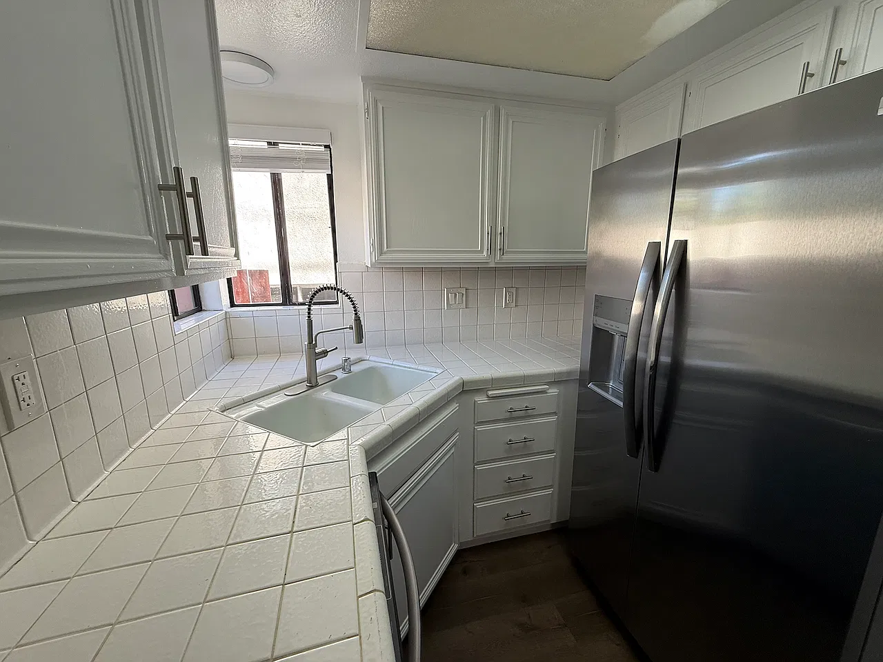 1 bed, 600 sqft, $1,999 — Photo 2